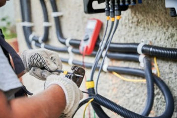 A Step-by-Step Guide: How to Connect Solar Panels to an MPPT Charge Co ...